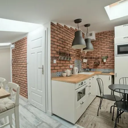 Urban Nest Bon 5 Apartment *